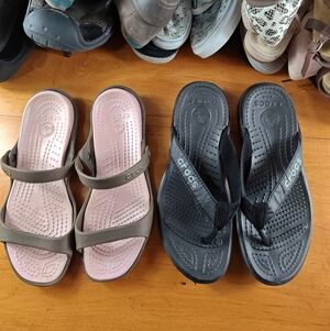 Crocs Flip Flops Sandals – 2-Pair Bundle  Women’s Size 9 Black & Pink